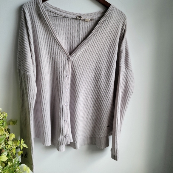 Roxy Tops - Roxy Waffle Knit Button Down - Size US XL